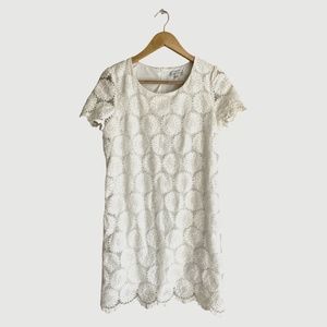 Cache@Cache White Crochet Lace Dress Short Sleeve. Size Large